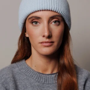 Gorro de punto azul bebé